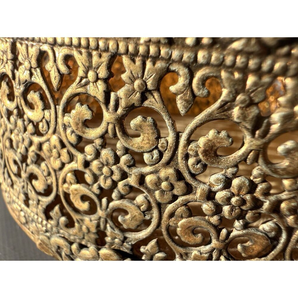 Vtg Gold Gilt Filigree Glass Dresser Box Vanity Jewelry Casket - Picture 6 of 10
